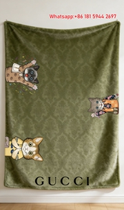 Gucci Cute Cat Print Flannel Blanket Wall Hanging throw blanket IMG_2424